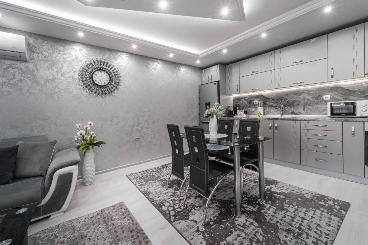 City Apartments - A Brand New Luxury & Comfy. Асеновград Екстер'єр фото